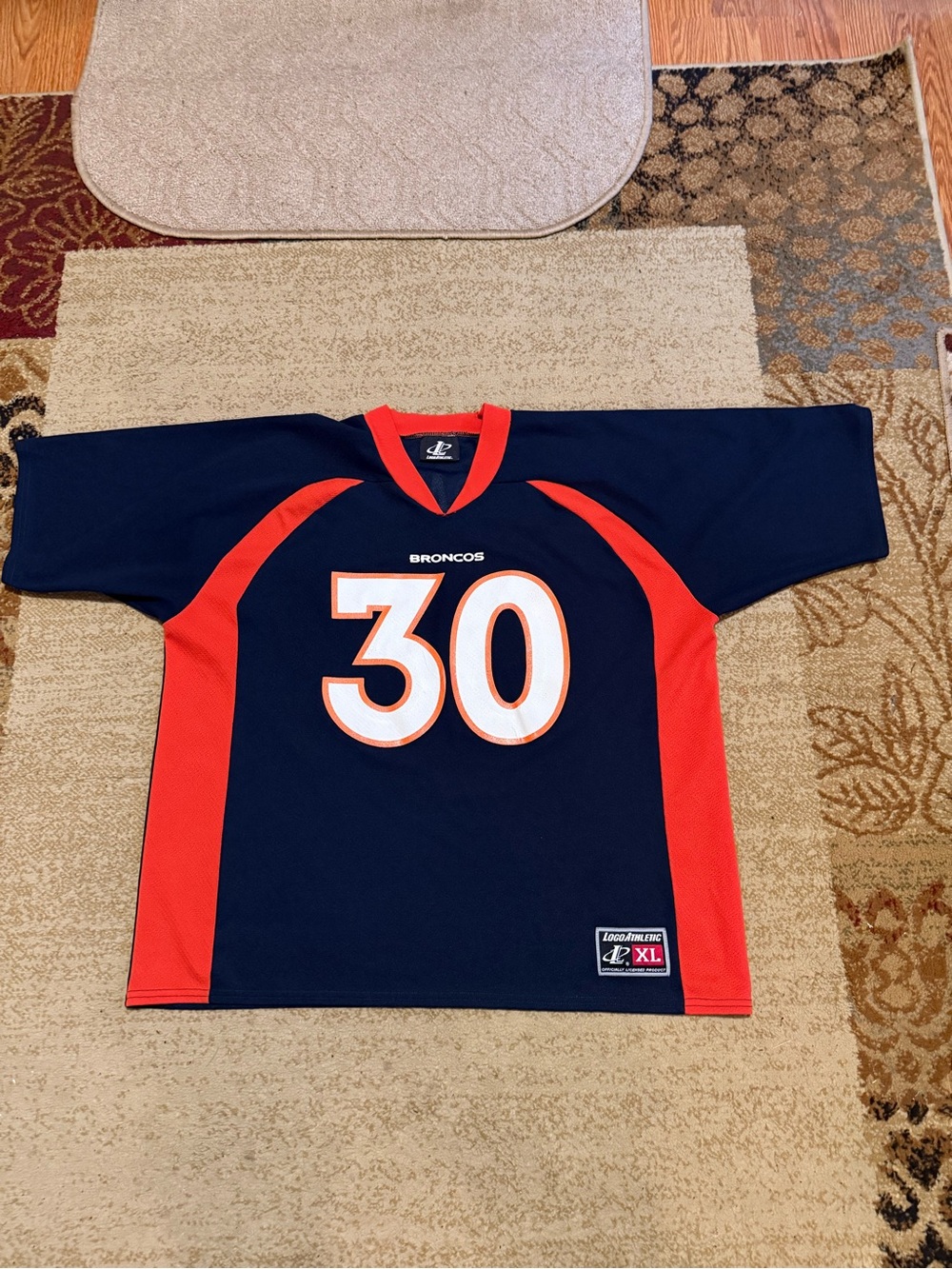 NFL Denver Broncos vintage rare, Terrell Davis football jersey size XL